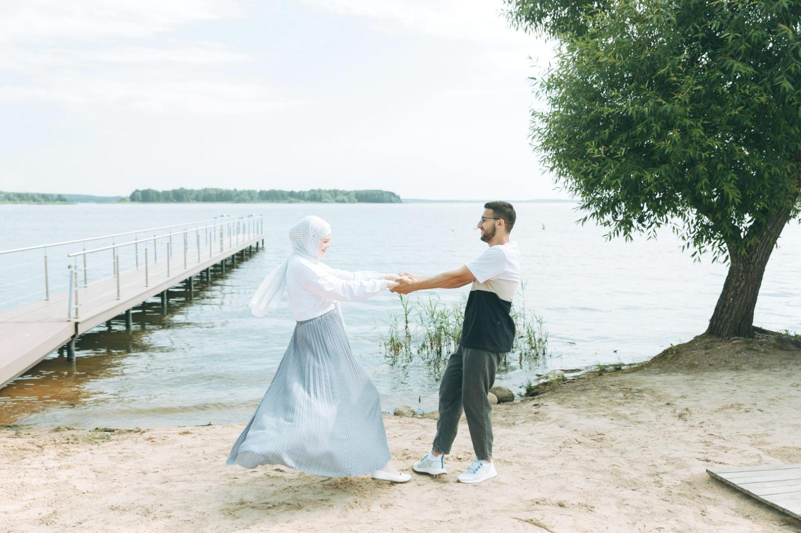 Professionelles Ballroom Dance Training in modernem Studio